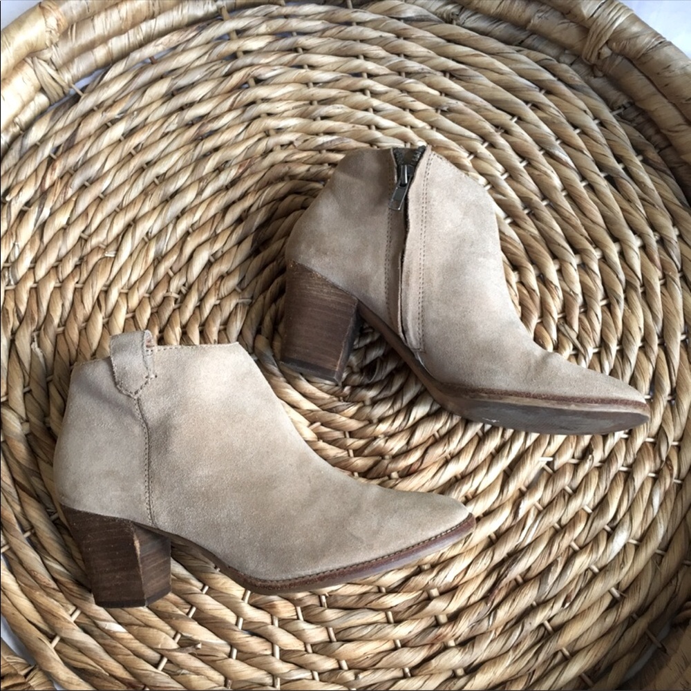 Madewell Tan Suede Ankle Boots
